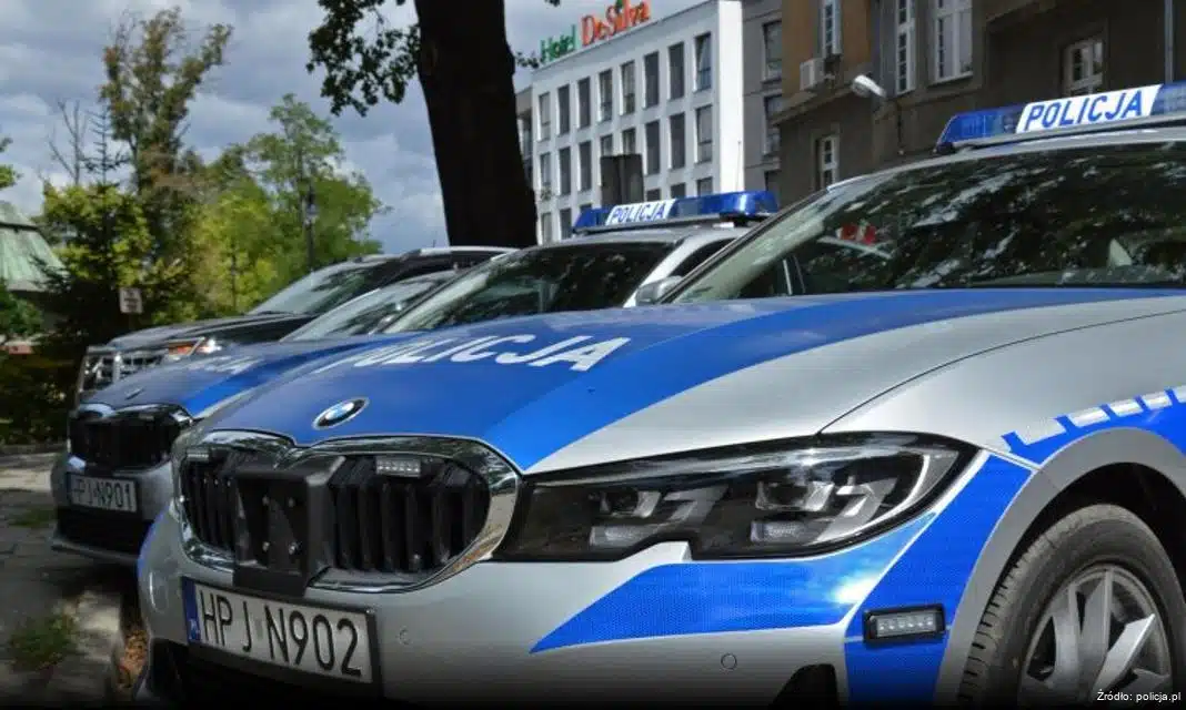 Reakcja świadka i policjantów uratowała życie mężczyzny w Żywcu